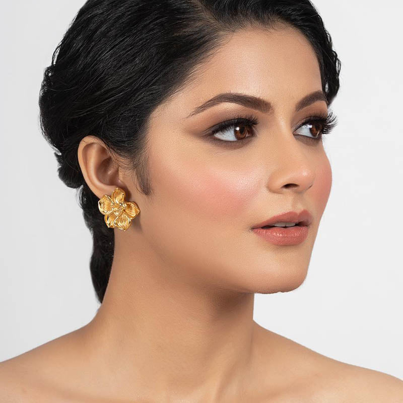 Matte Gold Fiore Studs