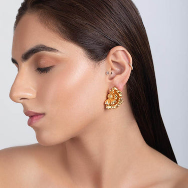 Avis Stud Earrings