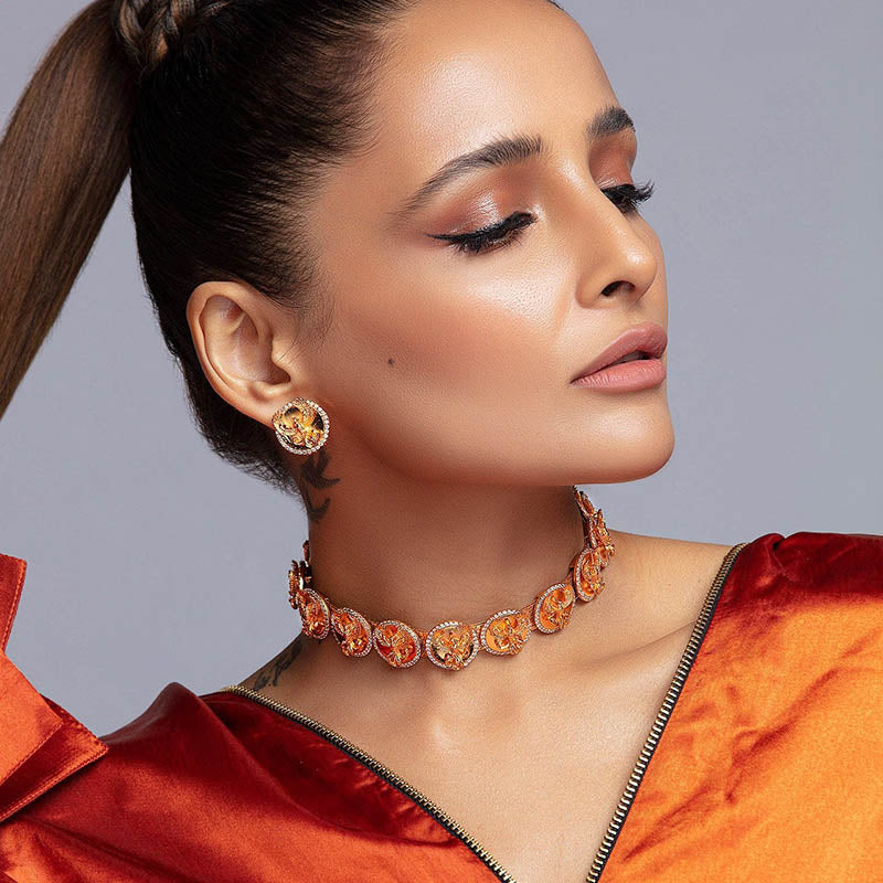 Auric Choker