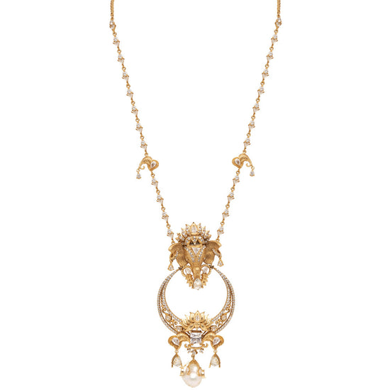 Alfil Crescentic Pendant